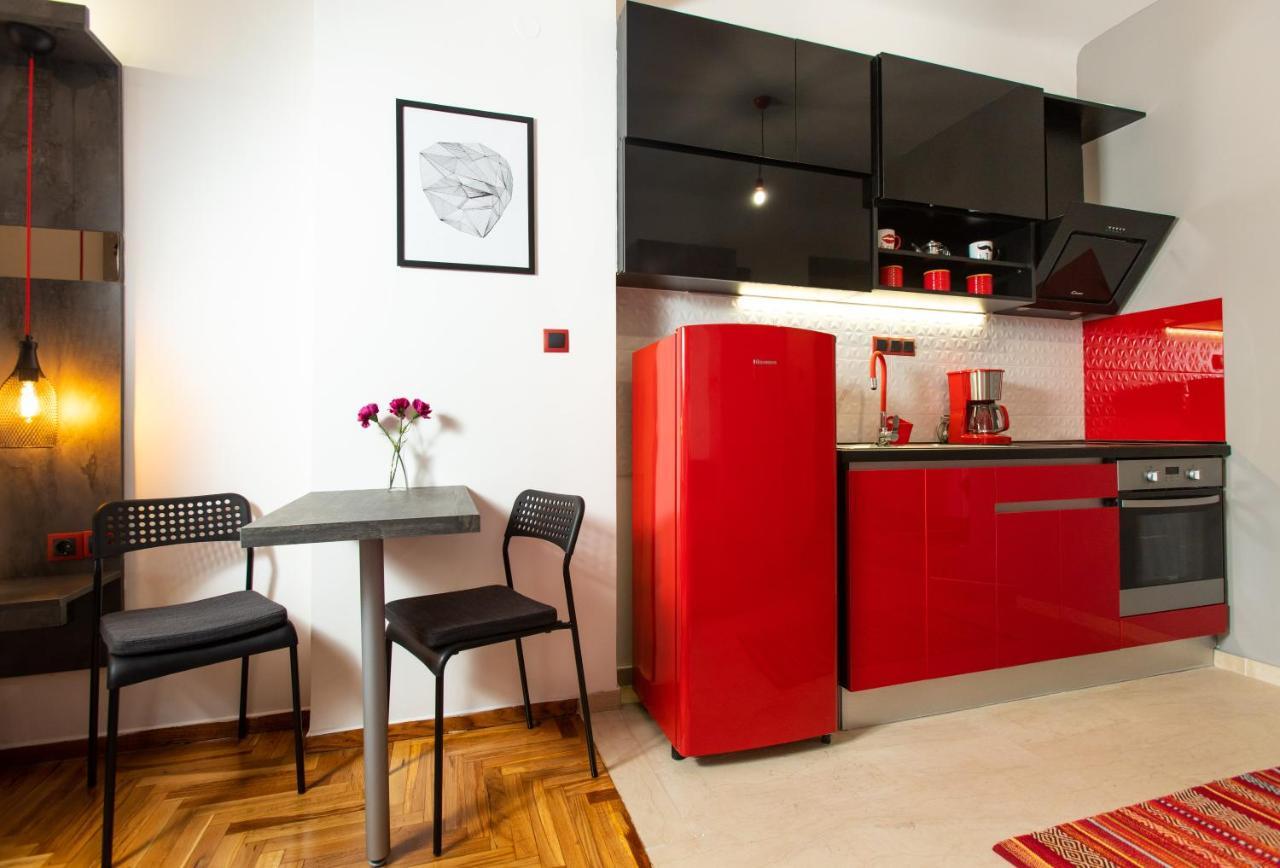 Downtown Luxury Boutique : The Red * Thessaloniki