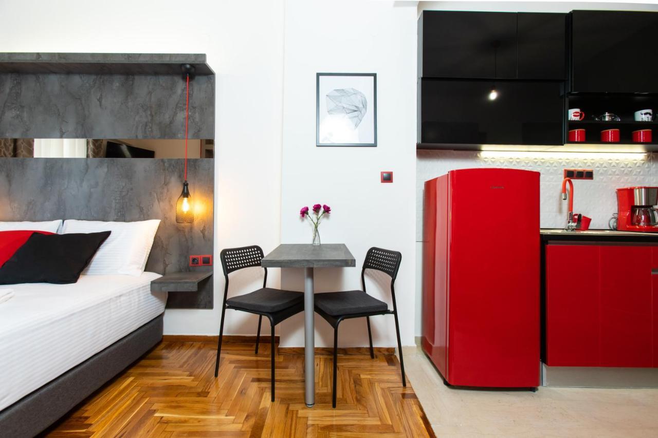 Downtown Luxury Boutique : The Red