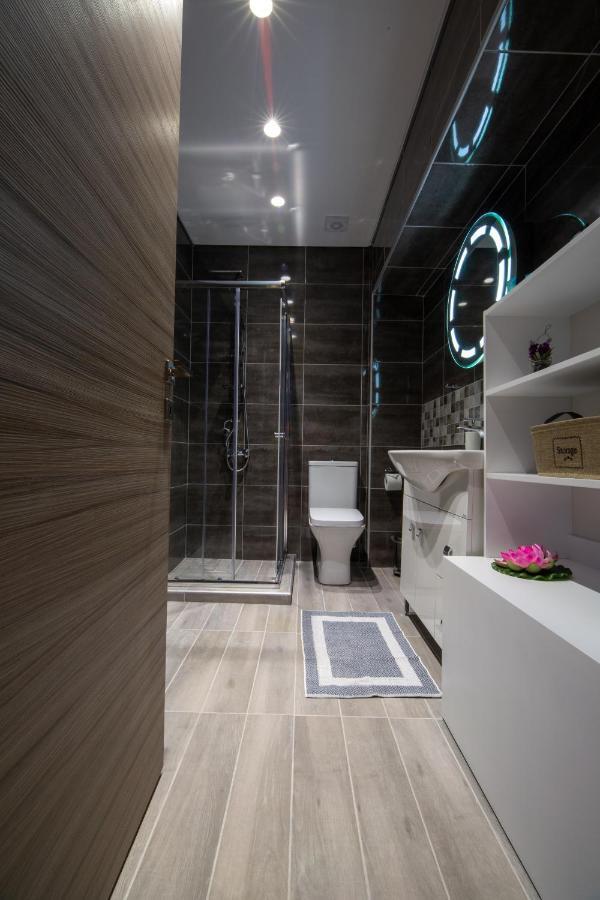 Angel Deluxe Apartments&suites Thessaloniki
