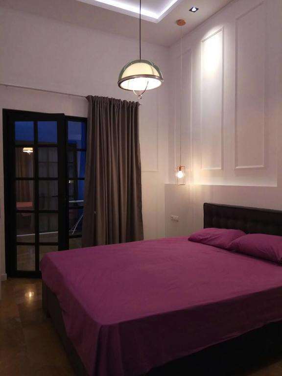 Delmare Aristotelous 7 *