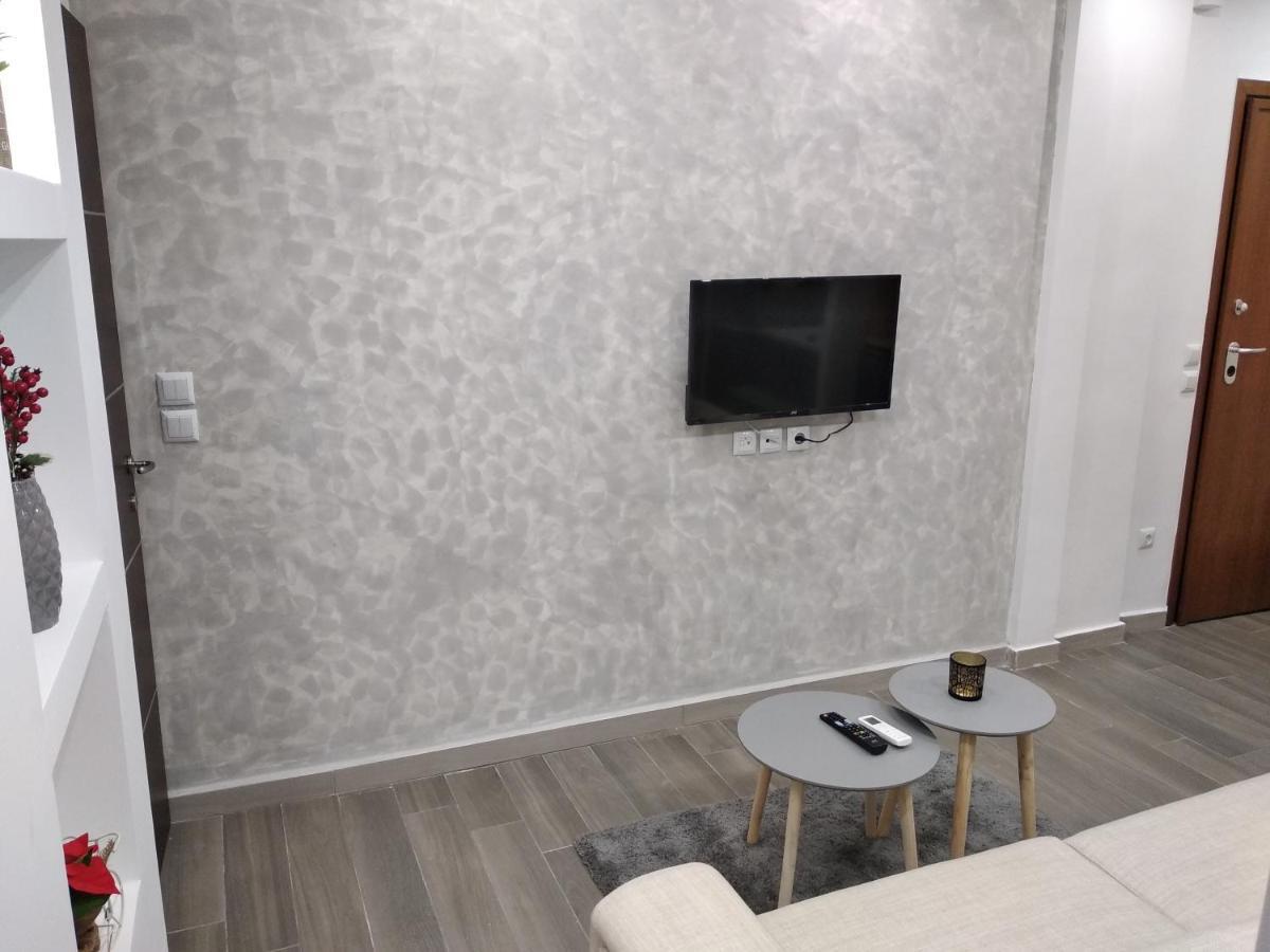 Navarino Jacuzzi Studio Apartment