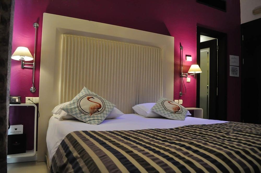 Hotel Andromeda 4*