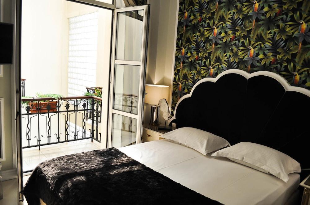 Hotel Andromeda 4*