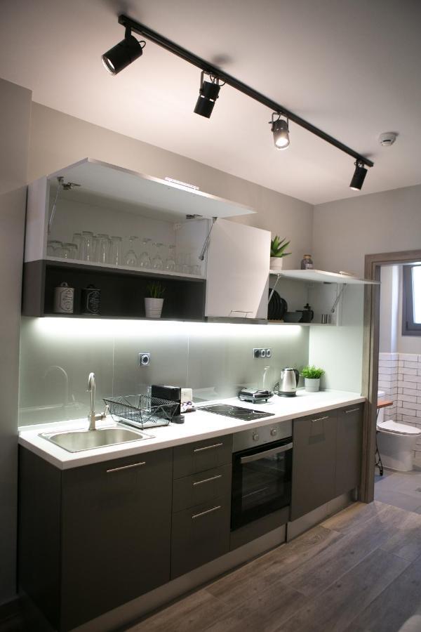 Sts Eight 6.2 Apartment