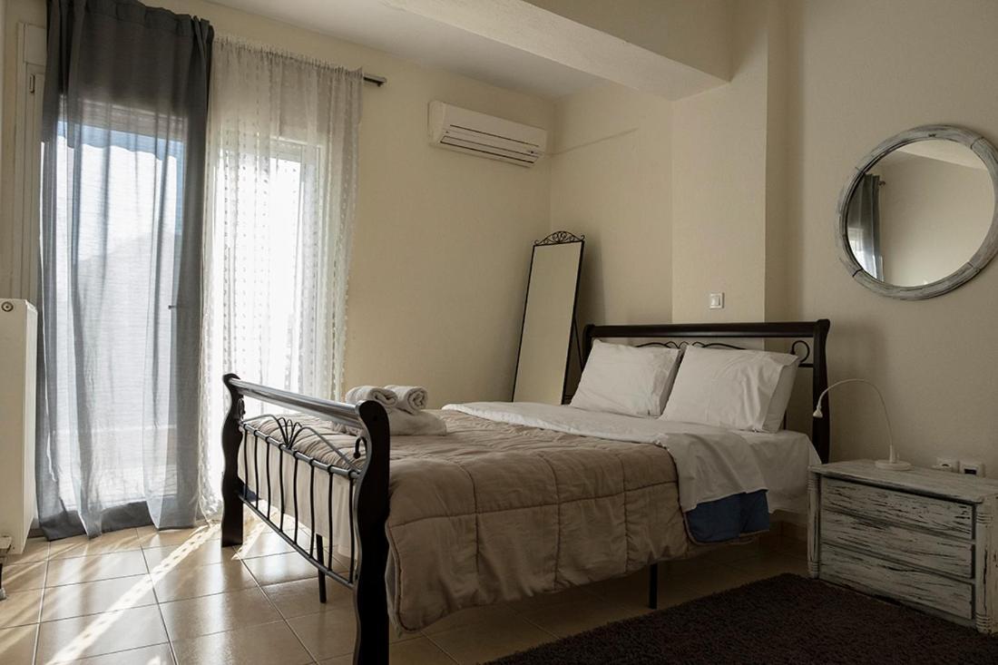 Zefiron Flat *
