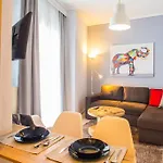 Fifteentheapartment