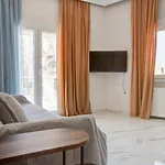 Sunray City Apartment, Vesta Philoxenia