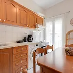 Sunray City Apartment, Vesta Philoxenia