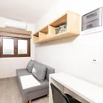 F & B Collection- 360 View Tiny Penthouse
