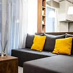 Manou No15 Apartment