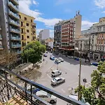 Roselyn 3-Bdrm Central Suite, Vesta Philoxenia