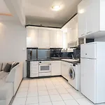 Houseloft Commercial Central