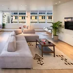Pelagus City - Grand View Suite