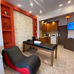 Afroditi Solarium/Massage Apartment
