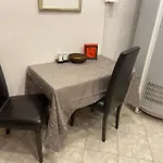 Afroditi Solarium/Massage Apartment