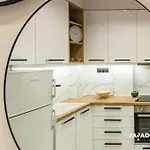 P Deluxe Suites 5