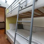 Houseloft Cosmopolitan Comfort