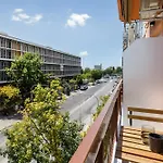 Lyon Suite By Alchemia Parking