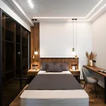 P Deluxe Suites 8