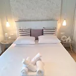 G & G Apartment