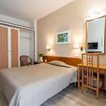Queen Olga Hotel