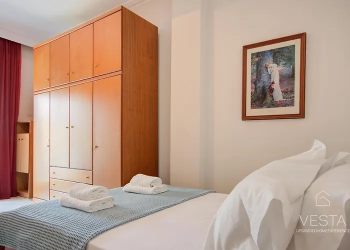 Sunray City Apartment, Vesta Philoxenia