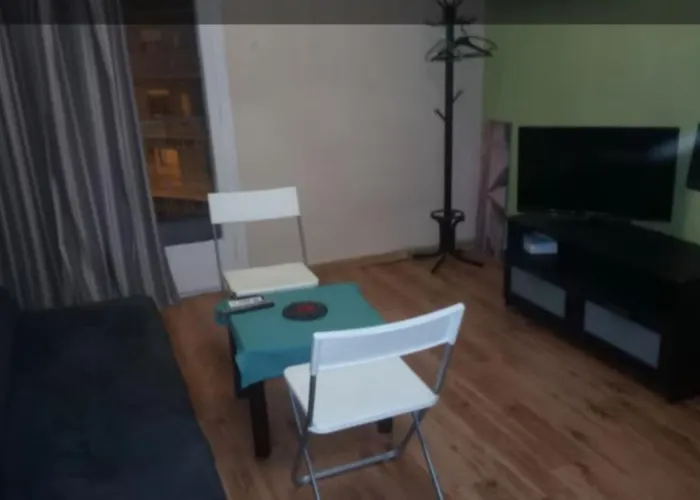 2 Bedroom Heart Of Center