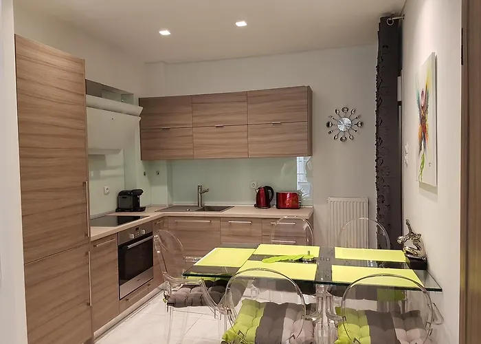 Laura White Tower Apartment