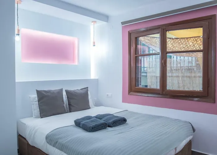 Relaxing City Central Suite