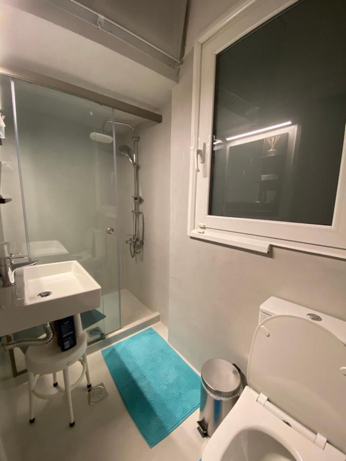 Apartment In The Heart Of Thessaloniki's Center *