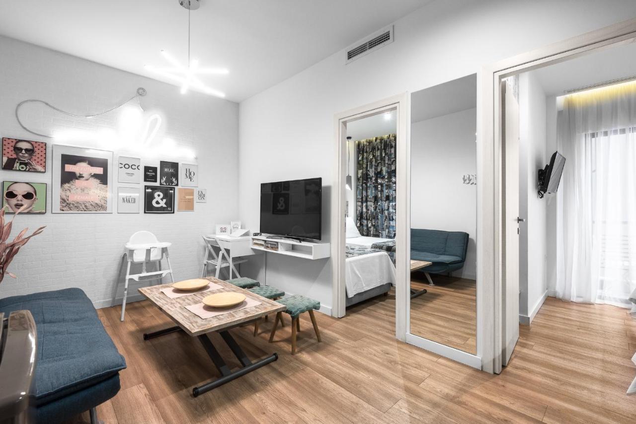 Elle Apartment *