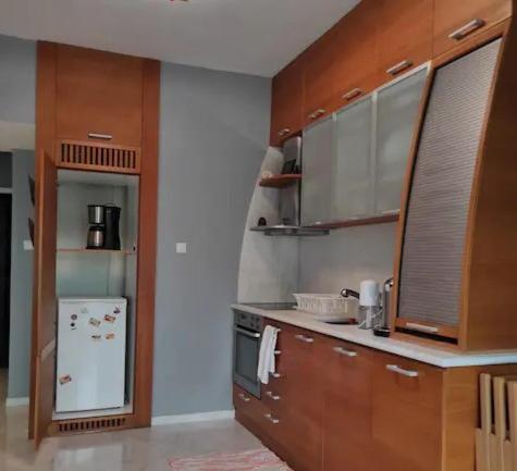 69 Sq.m. For You - Easy Parking Apartment Thessaloniki