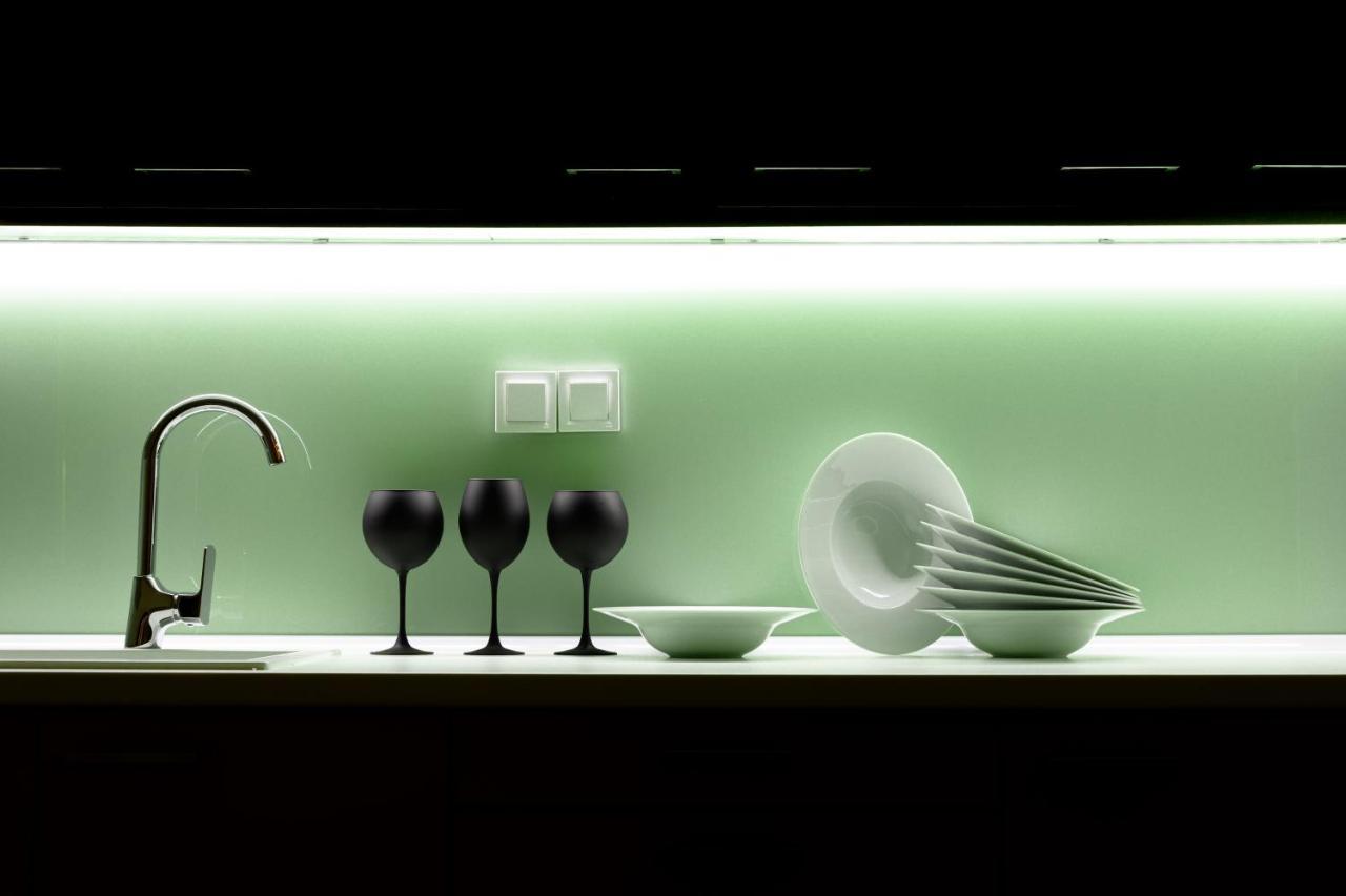 Blackhaus Apartment *