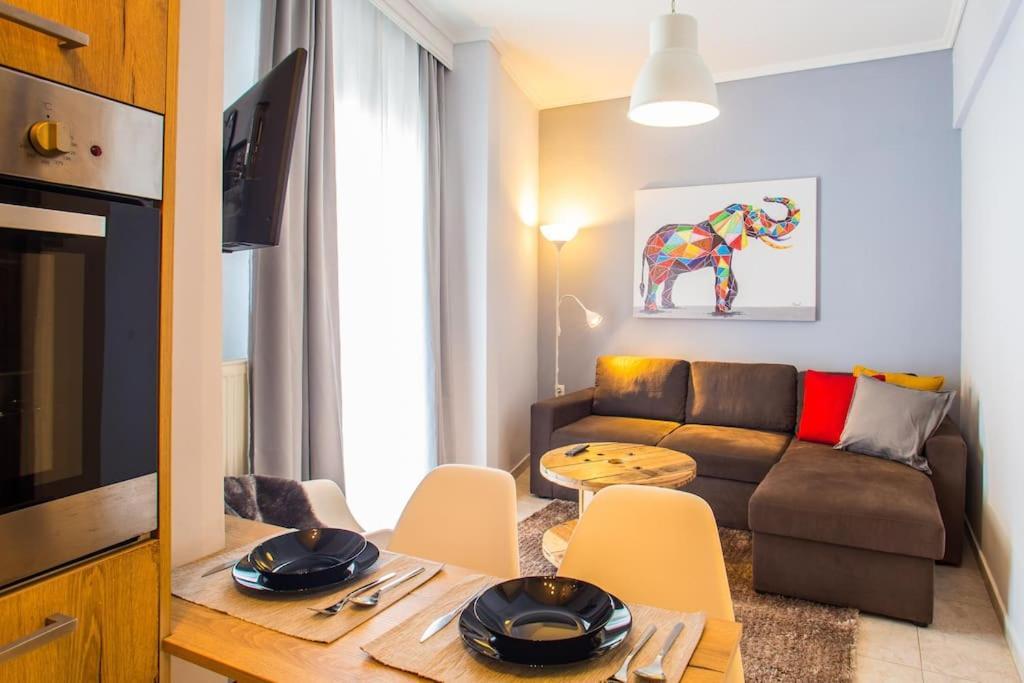 Fifteentheapartment