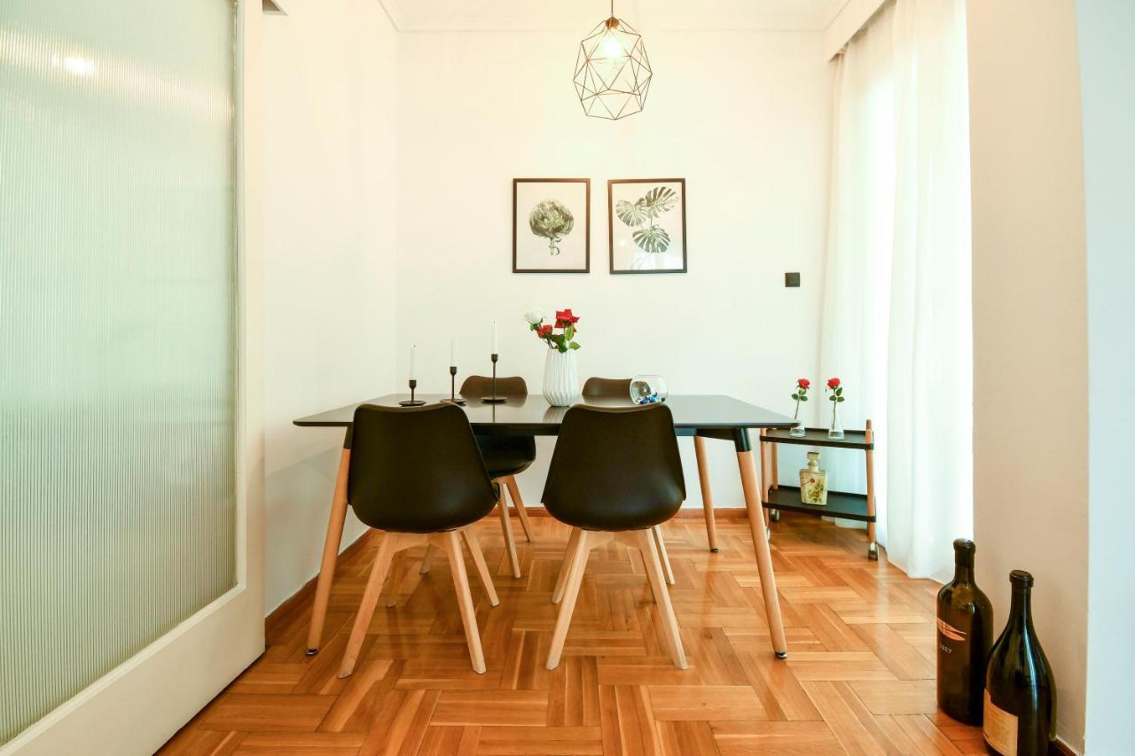 Center Apartment *