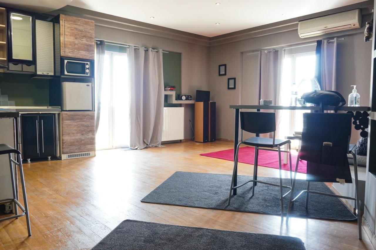 Westside Apartment, 2 Bdrms, Vesta Philoxenia Appartement *