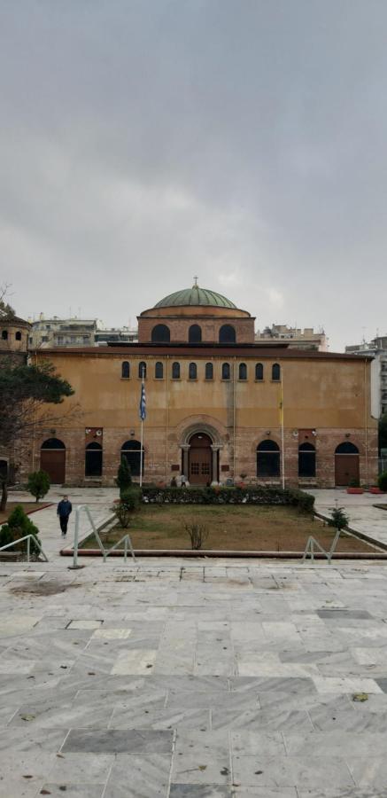 77 νικη