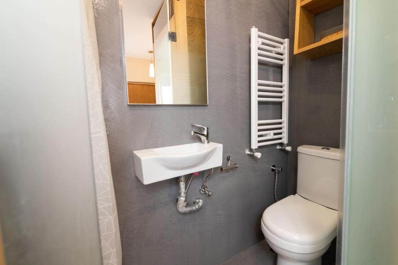 Apartment F & B Collection - Kassandrou *