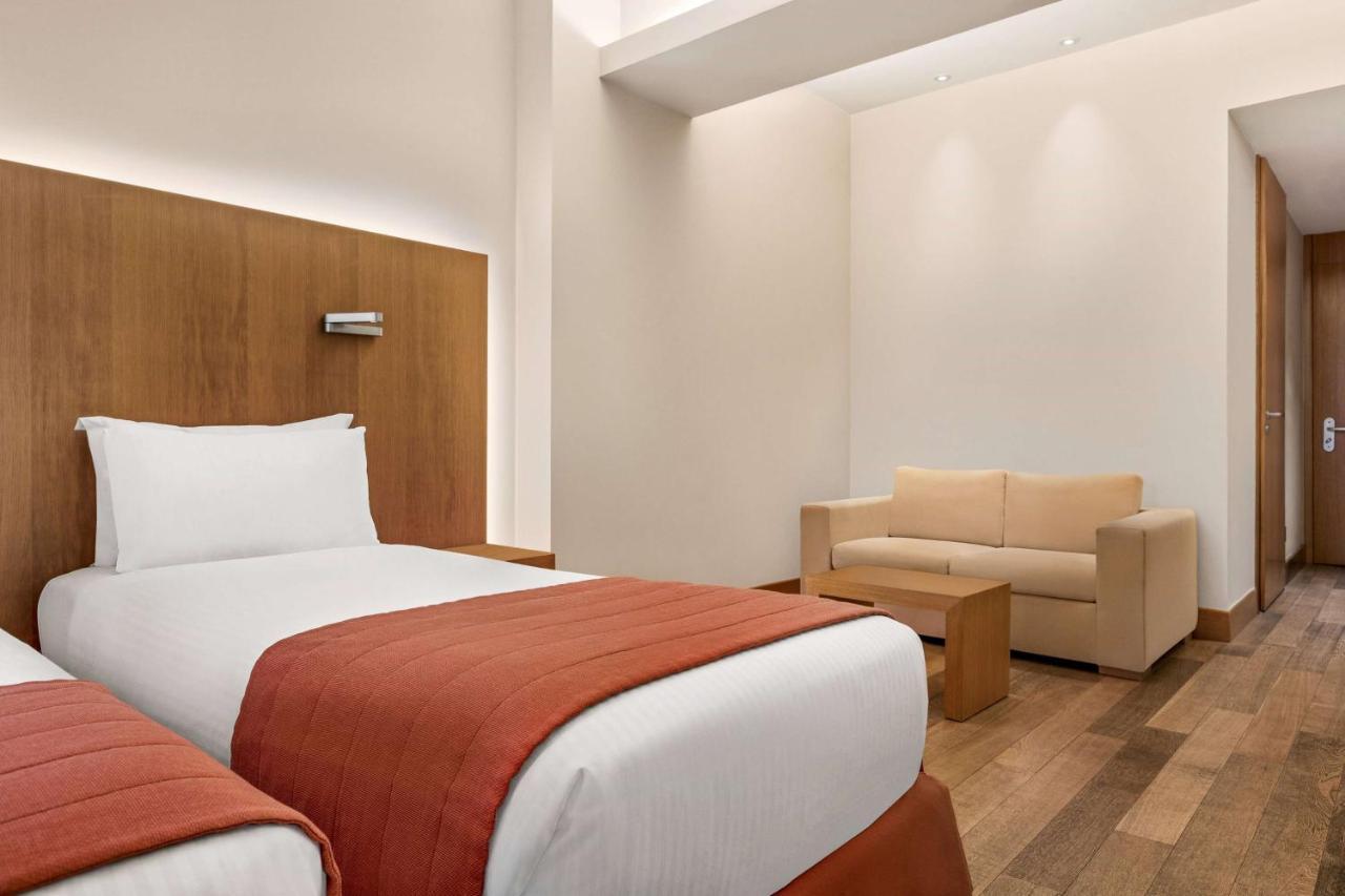 Lazart Hotel, Trademark Collection By Wyndham Hotel 5*