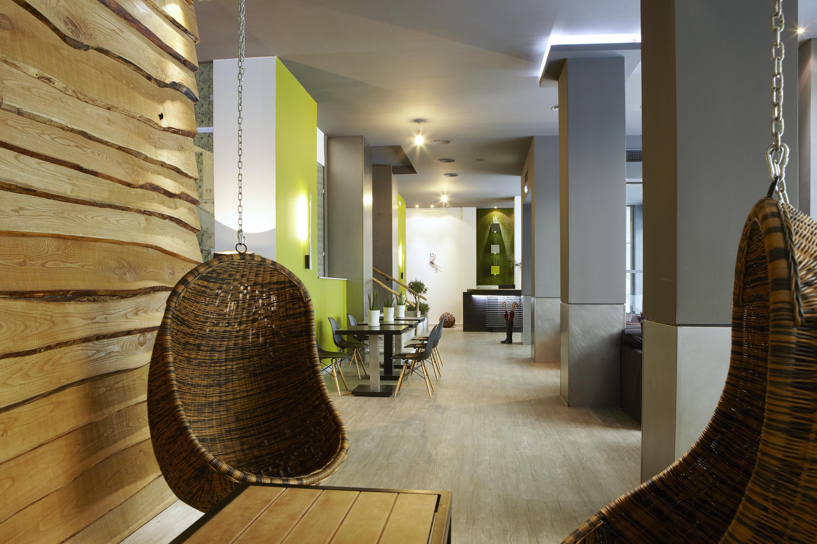 Hotel City 4*