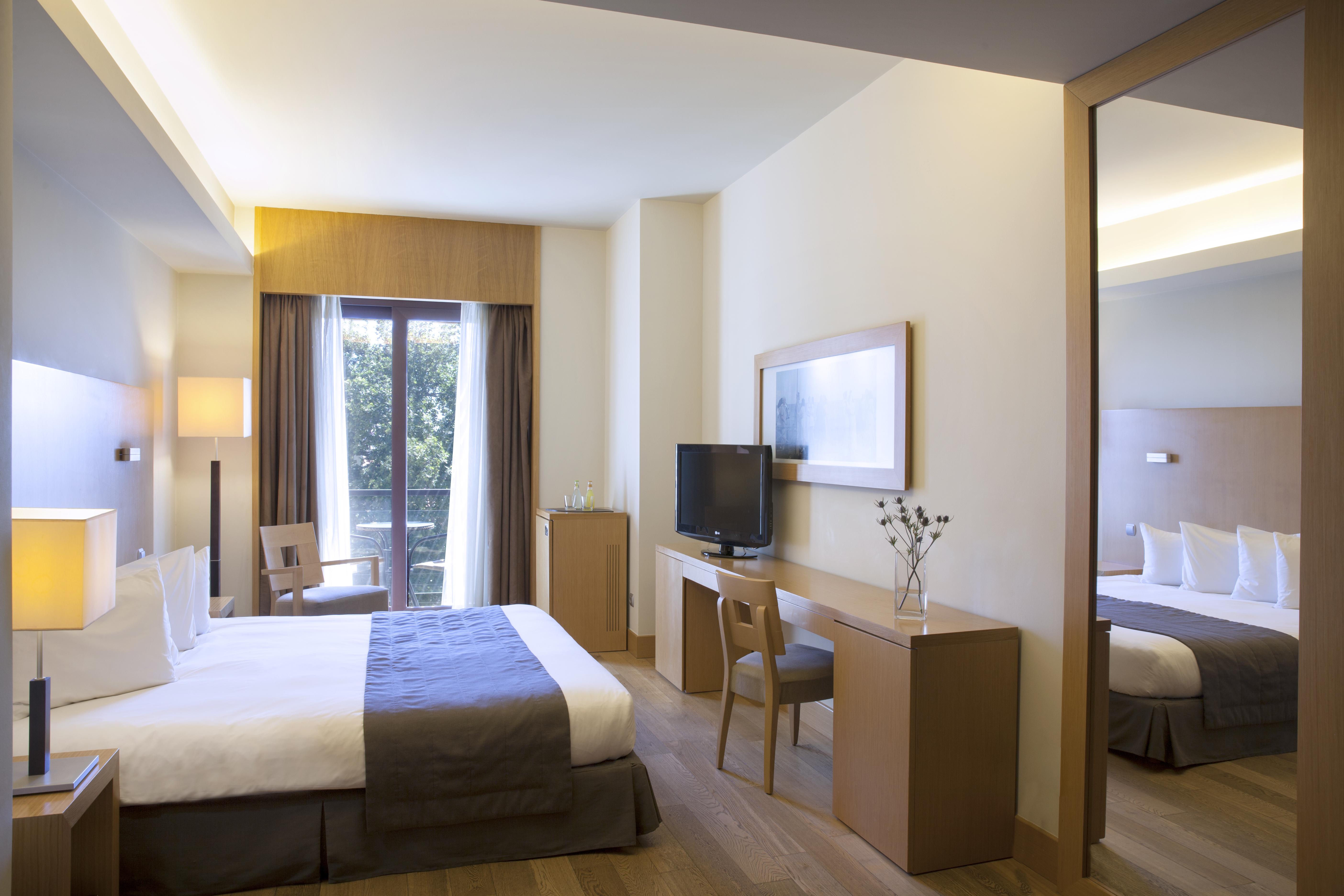 Lazart Hotel, Trademark Collection By Wyndham Hotel 5*