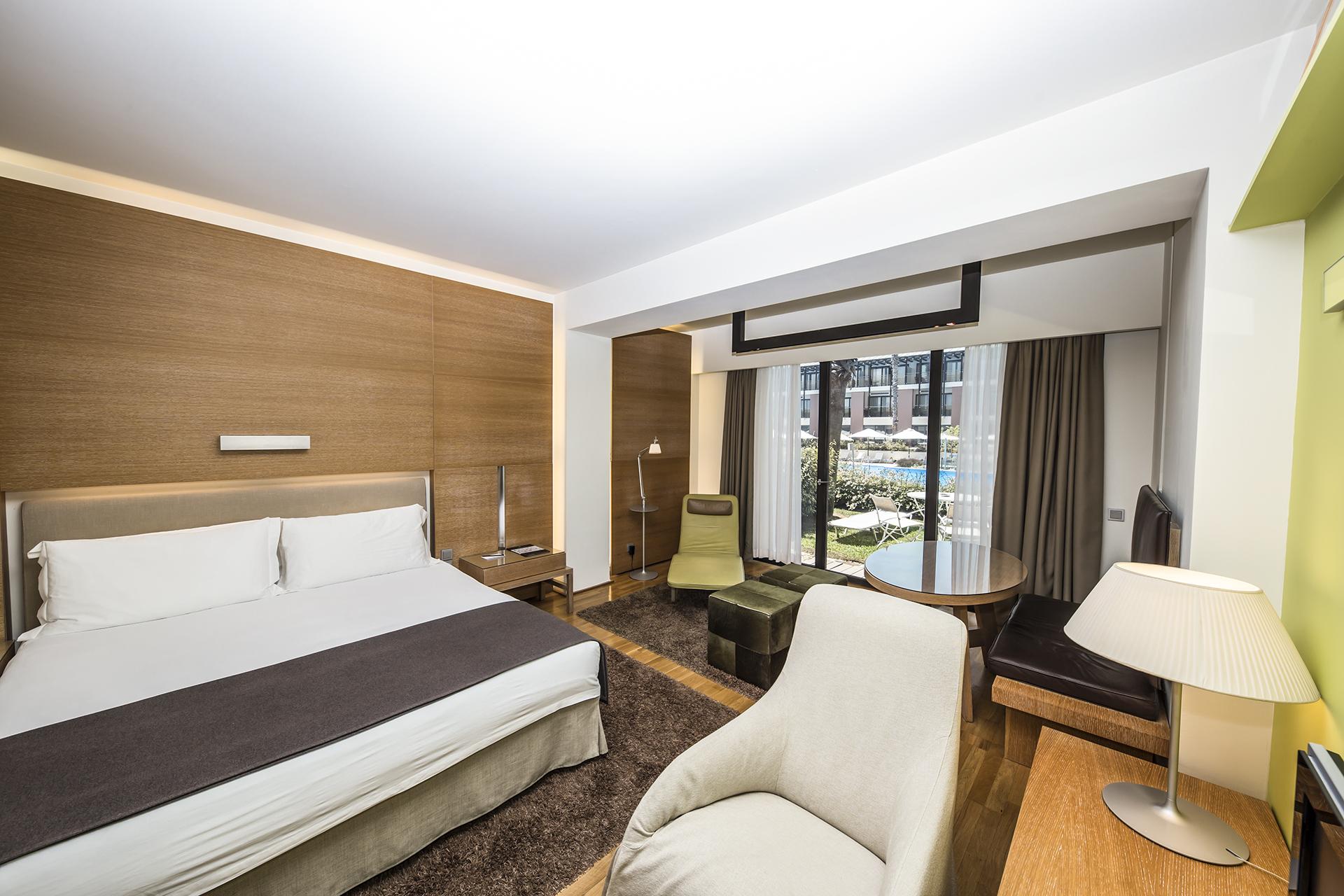 Nikopolis Hotel 5*