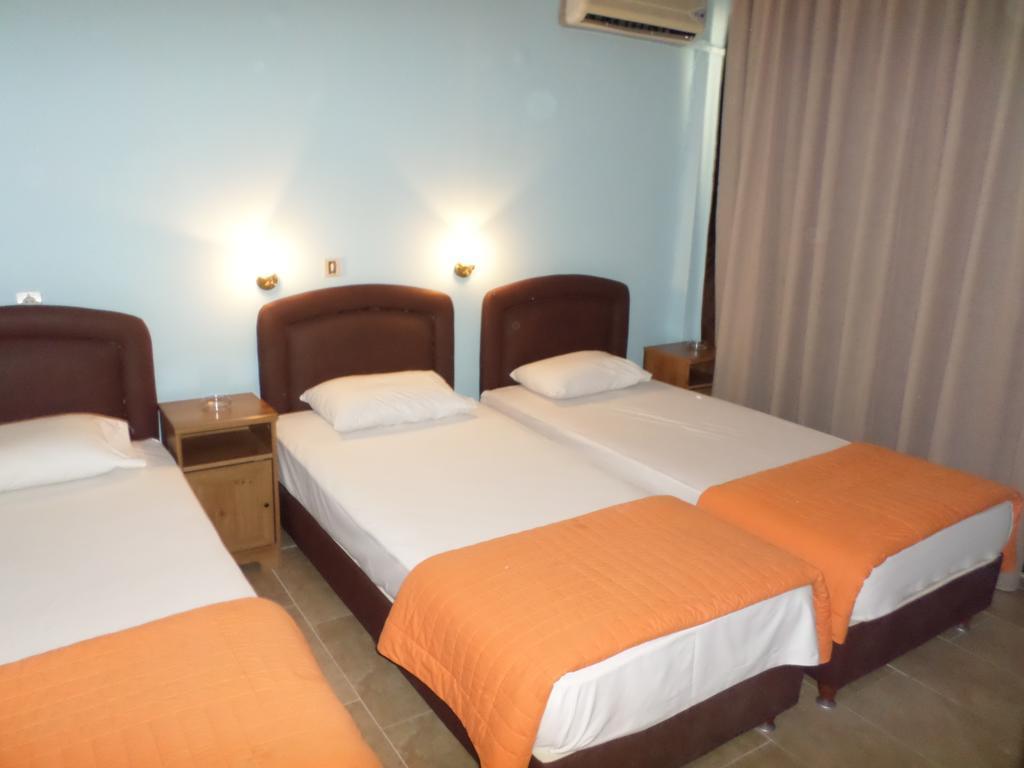 Rex Hotel