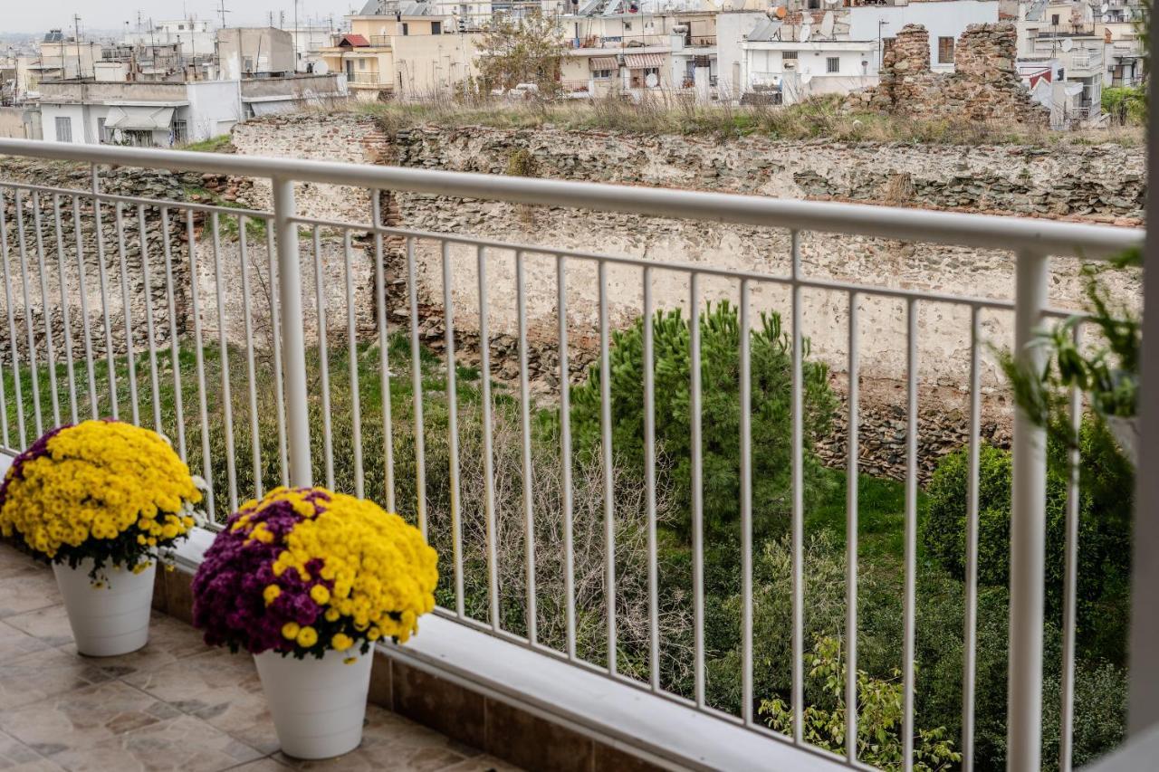 Apartment West Walls Sea View Studio A3 *