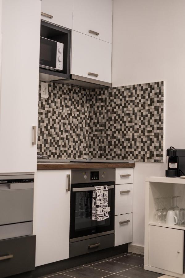 West Walls Sea View Studio A3 Apartment *