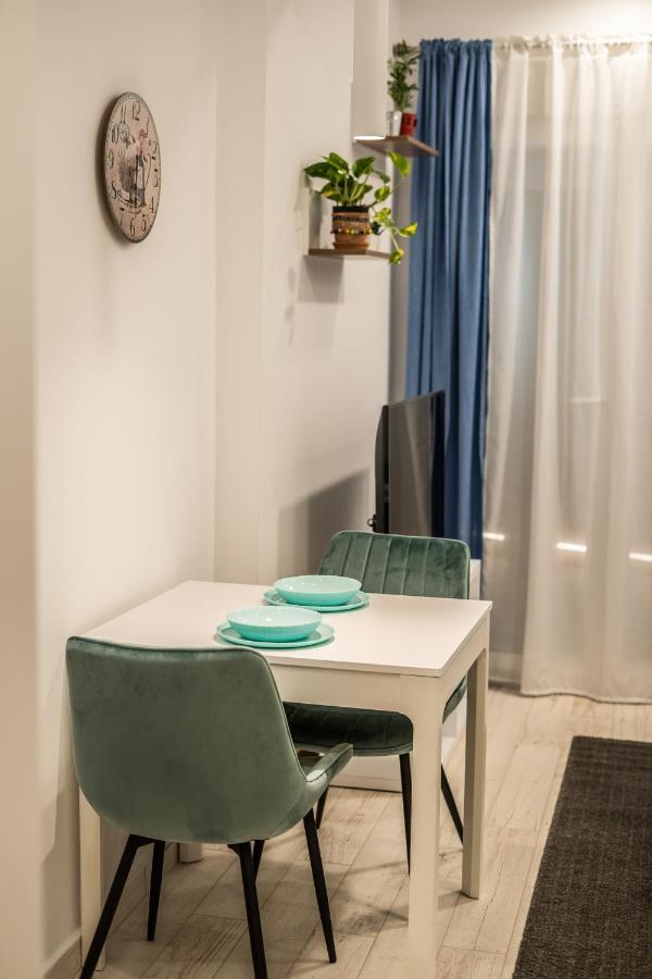 West Walls Sea View Studio A3 *