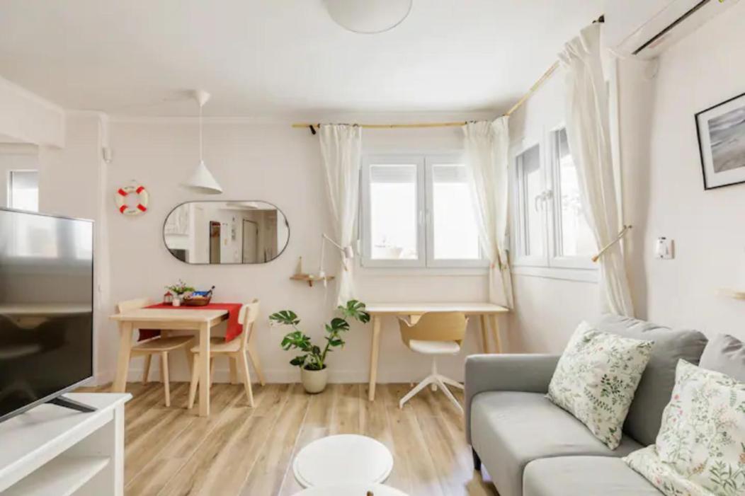 Lovely Small * Thessaloníki