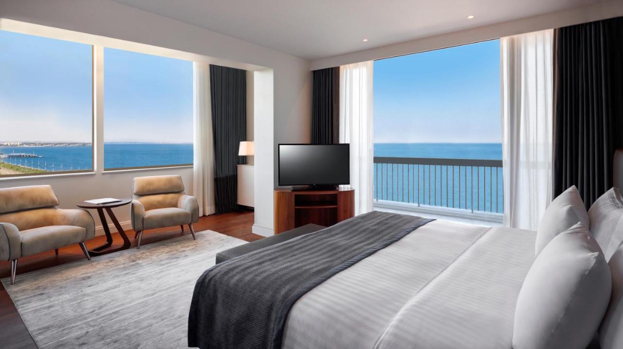 Makedonia Palace