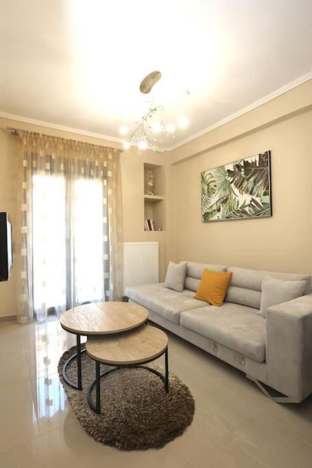 Warm Luxury Living 60