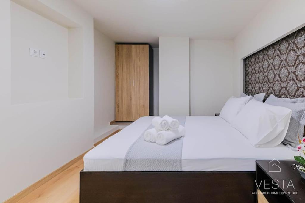 Harmony Loft In Sykies, Vesta Philoxenia Apartment *